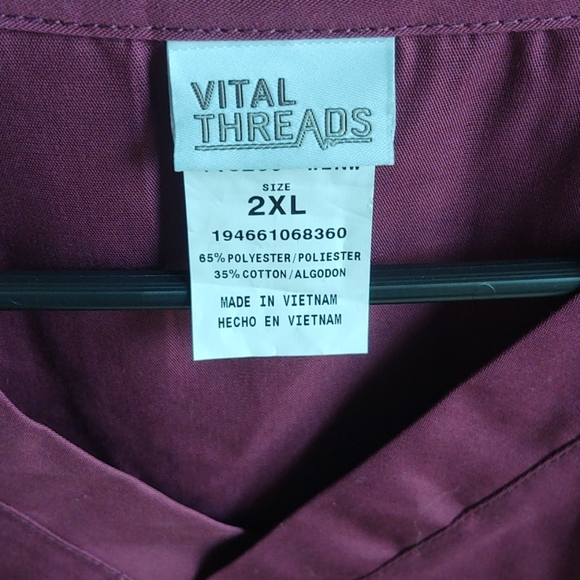 NWT one set of Scrubs…Top with Bottoms - Picture 4 of 6